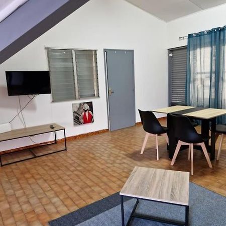 Cayenne Centre Paye Eco Confort Екстер'єр фото